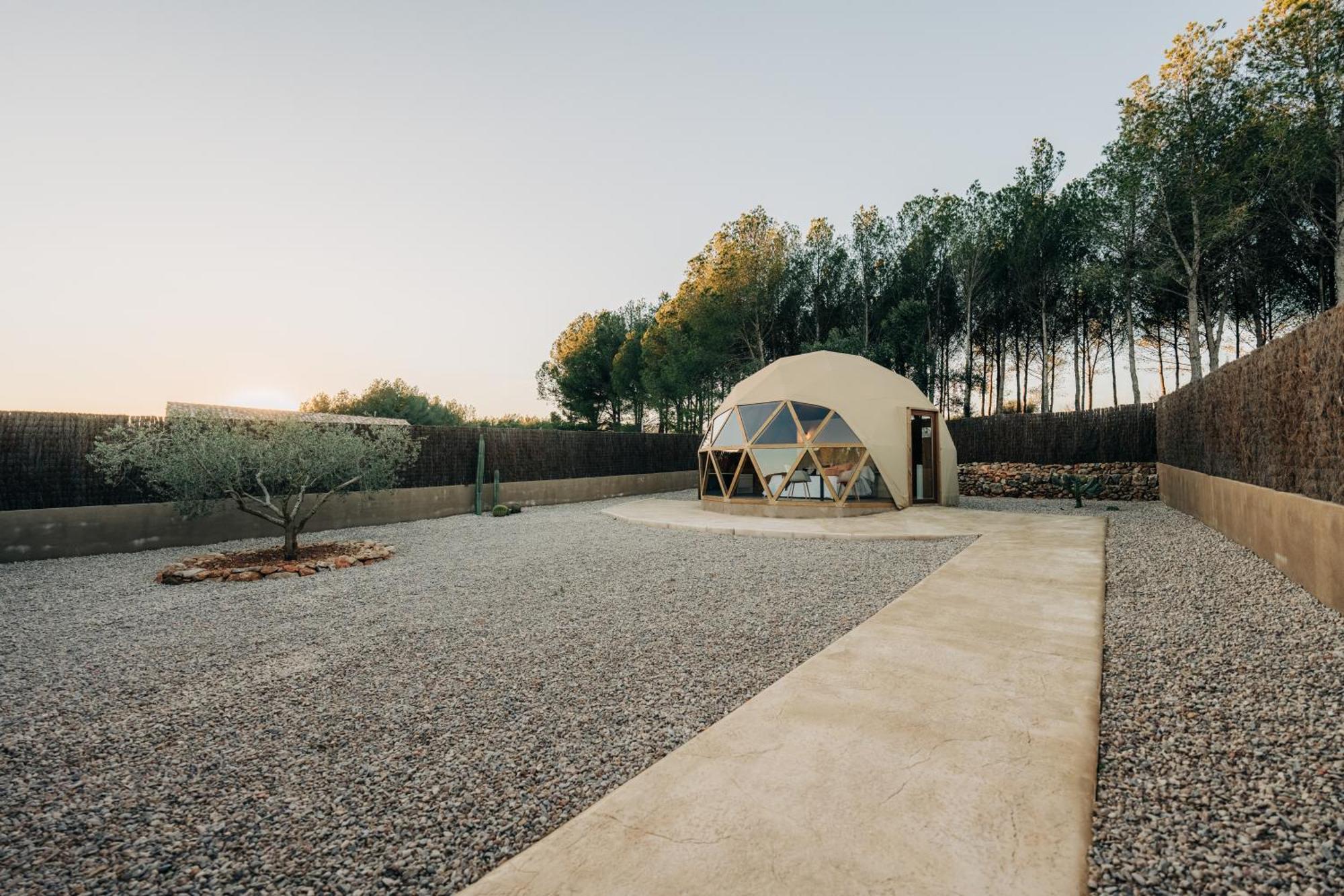 El Moli Glamping 호텔 Adzaneta 외부 사진