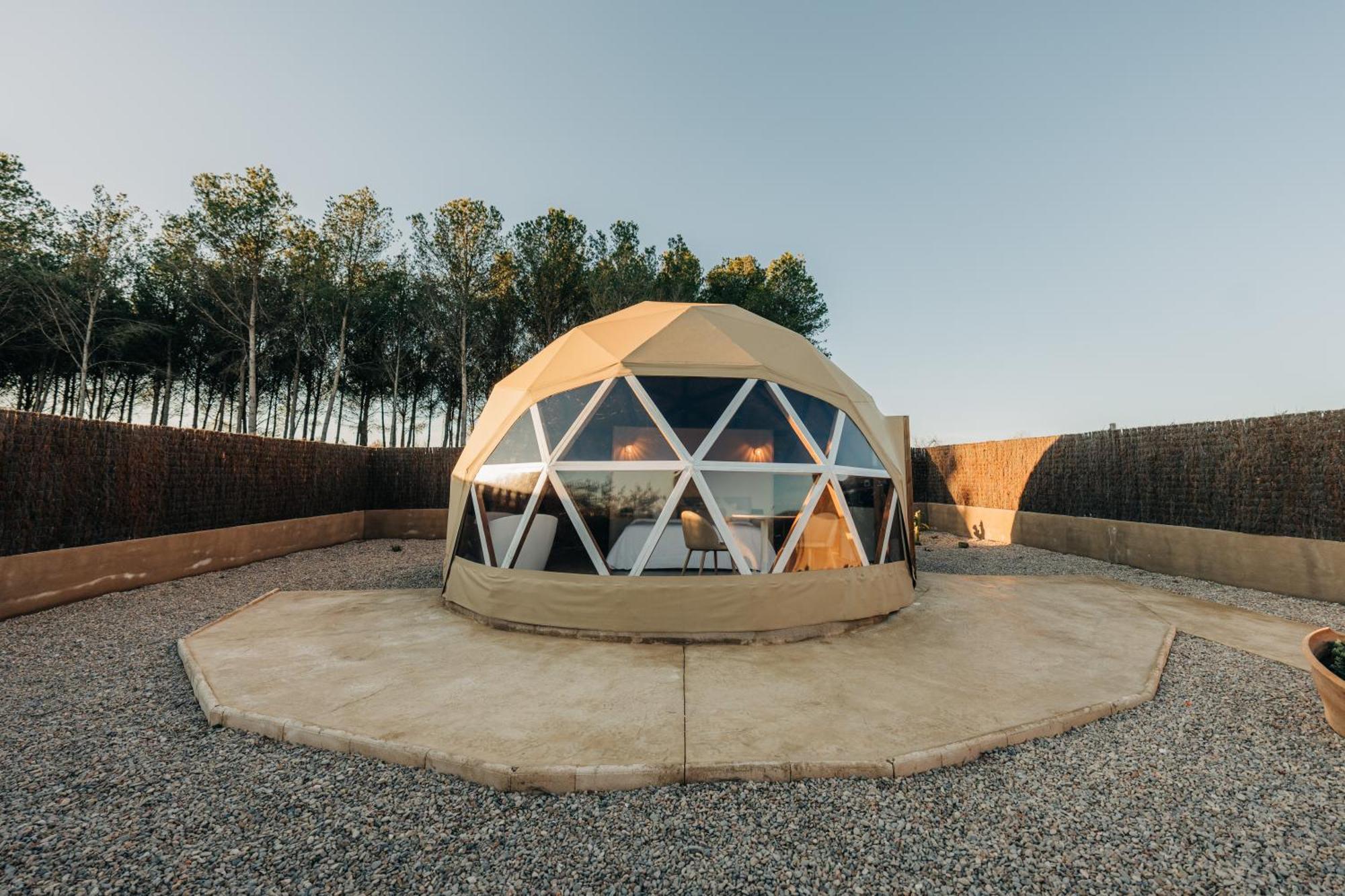 El Moli Glamping 호텔 Adzaneta 외부 사진