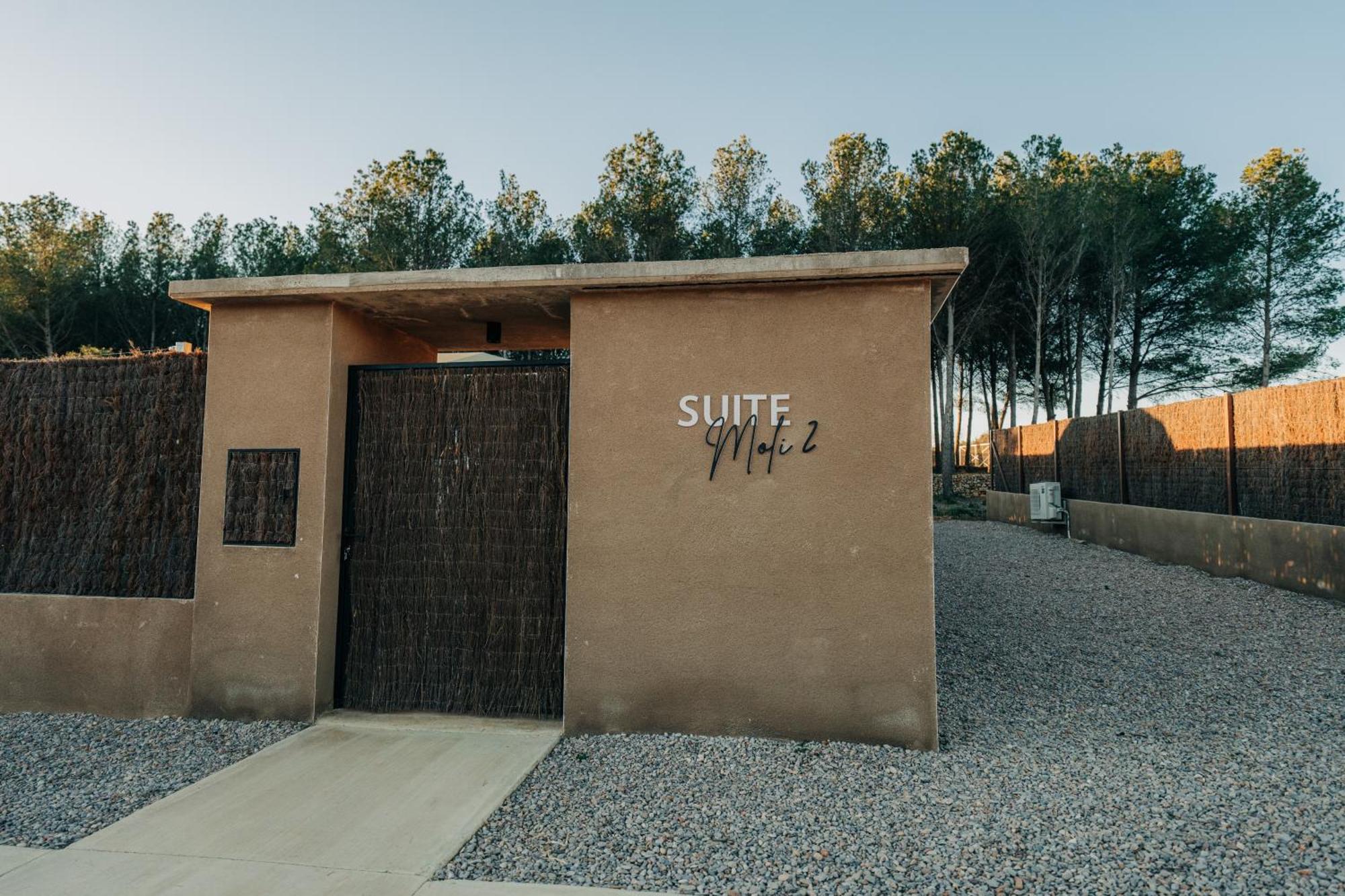 El Moli Glamping 호텔 Adzaneta 외부 사진