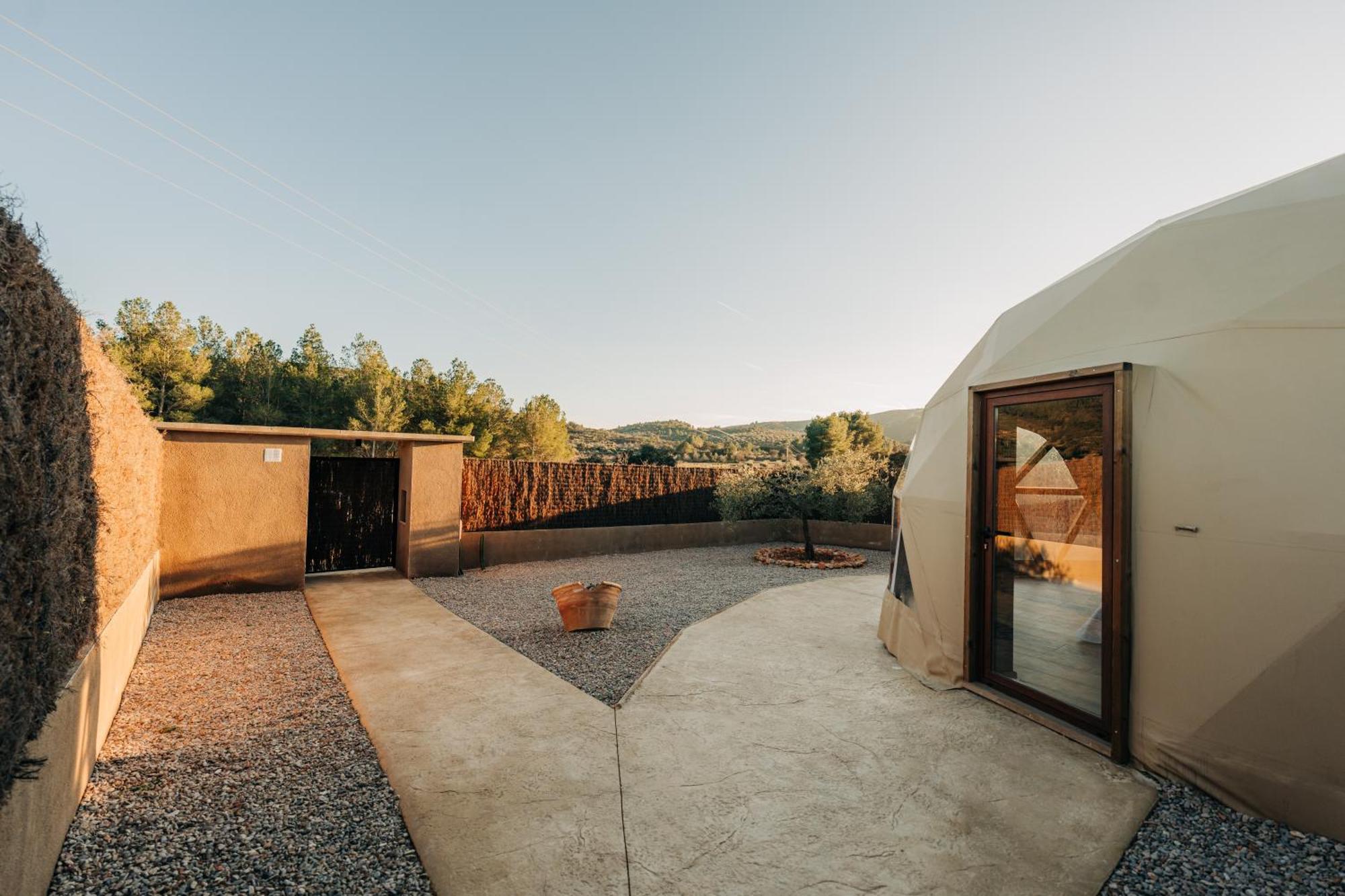 El Moli Glamping 호텔 Adzaneta 외부 사진