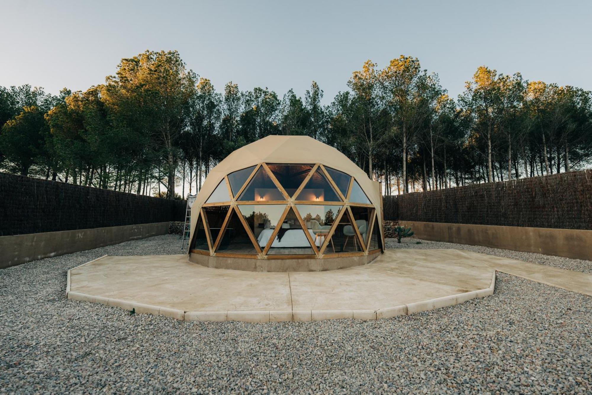 El Moli Glamping 호텔 Adzaneta 외부 사진